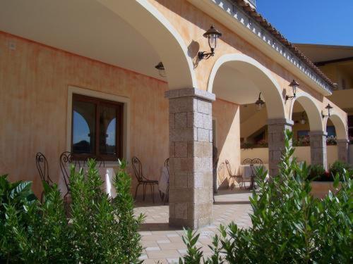 Hotel Castello Di Tavolara à Porto San Paolo  Extérieur photo